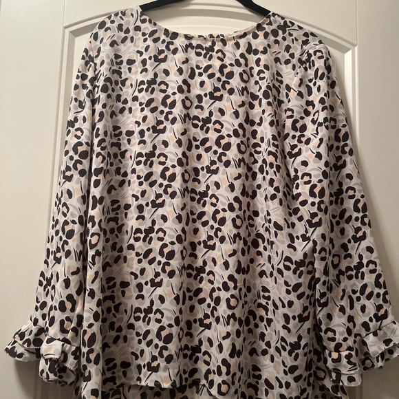 LOFT Tops - Dressy Printed Loft Blouse